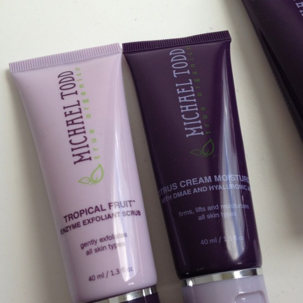 scrub and moister [1600x1200]