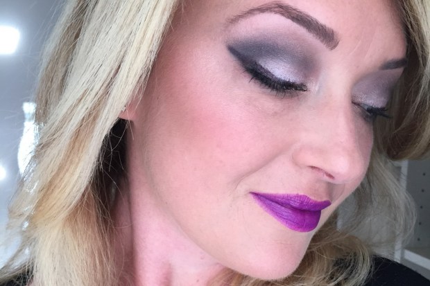 MU CLOSED EYES-2 [1600x1200]