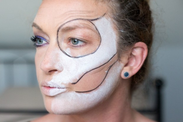 skull-makeup-halloween-clinesbox