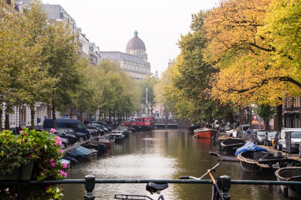 amsterdam-canal