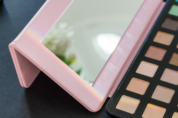 katie-price-travel-palette