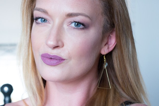 dulce-matte-lipstick-booolicious-djulicious-cosmetics