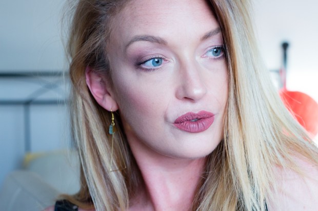 sanalicious-djulicous-cosmetics