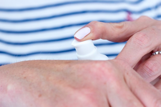 embryolisse-elixir-eclat-maquillage-flacon