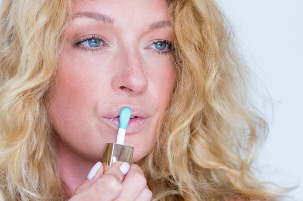 huile-confort-eclat-minute-clarins-teinte-mint