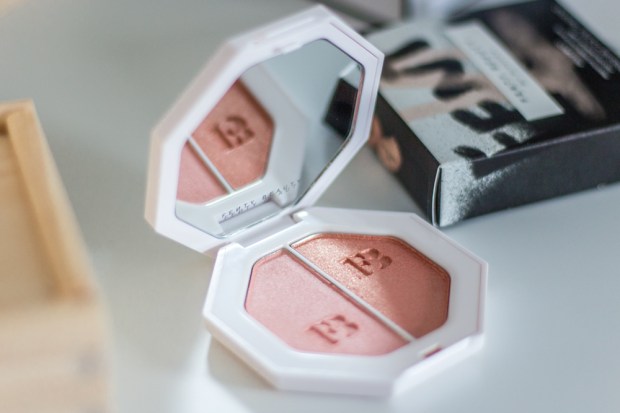 fenty-beauty-by-rihanna-highlighter-avis-blog