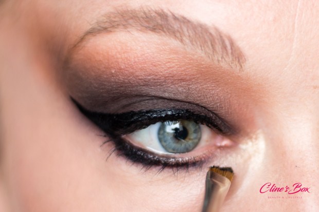 makeup-halloween-tutoriel-cat-eye