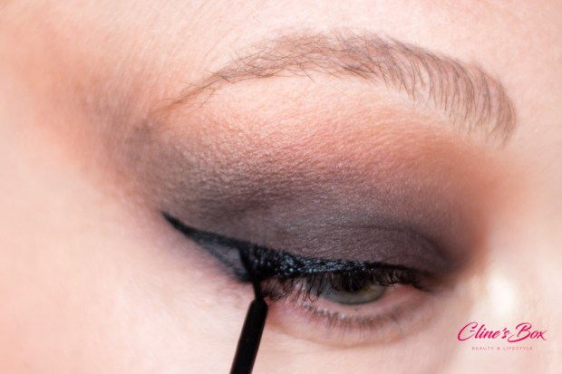 makeup-halloween-tutoriel-eyeliner