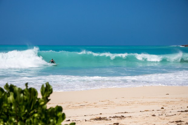 saint-martin-sint-maarteen-mullet-bay-surf-session