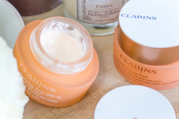 avis-creme-extra-firming-jour-clarins