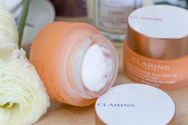 avis-extra-firming-nuit-clarins