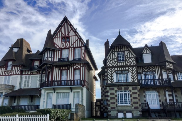 la-delicate-balade-sonore-caen-la-mer