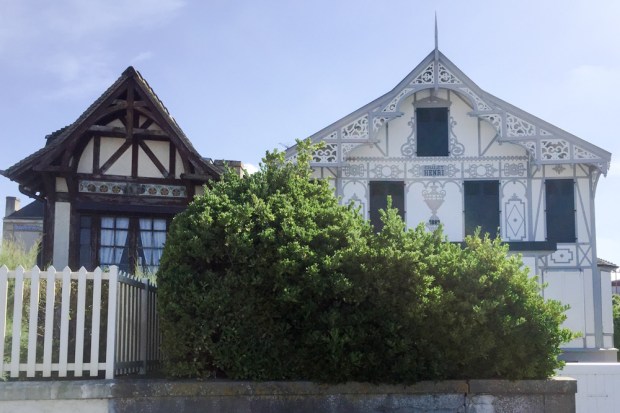 la-delicate-balade-sonore-normandie-villas