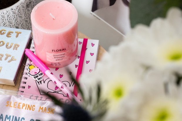 Une jolie bougie hema à gagner 