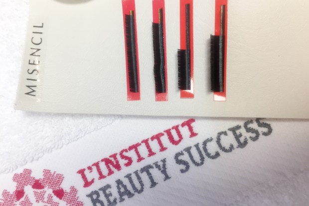 différents modèles d'extension de cils