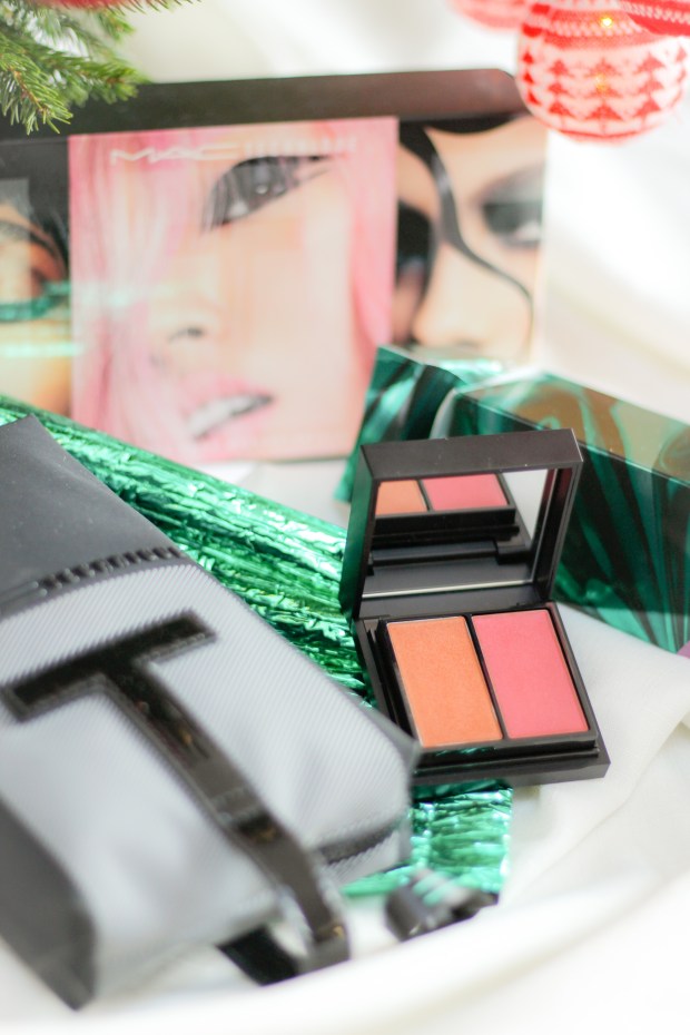 concours-mac-cosmetics-edition-noel