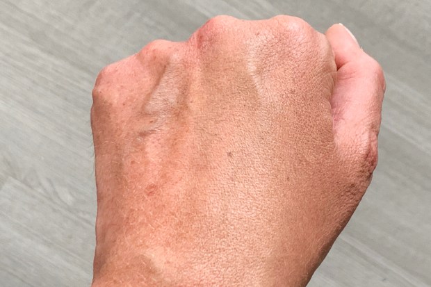 fond de teint bobbi brown résultat sur la peau