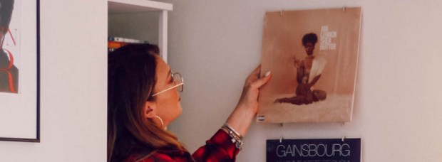 Décoration des murs avec vinyles grâce au Vinyl Waller